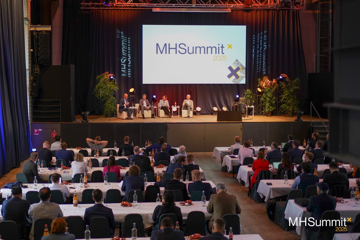 Panel discussion during the Metalshub Summit 2025
